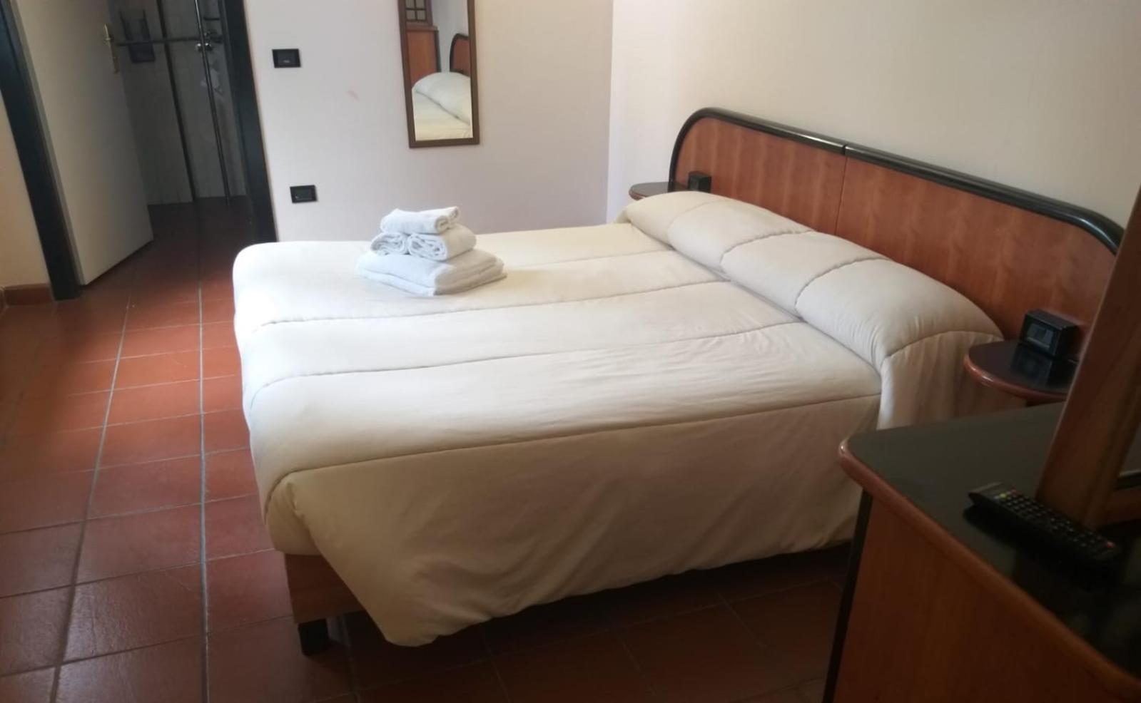 Lh Albergo Il Picchio Pescasseroli Buitenkant foto