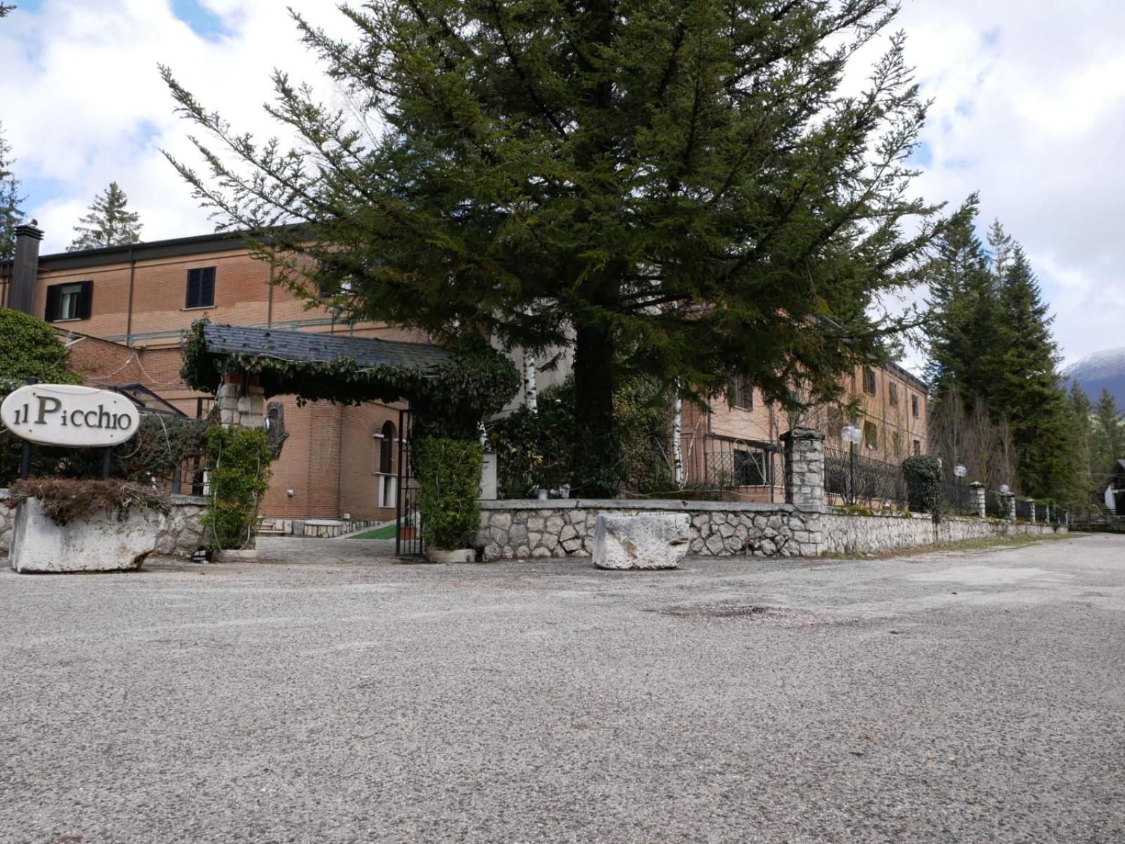 Lh Albergo Il Picchio Pescasseroli Buitenkant foto